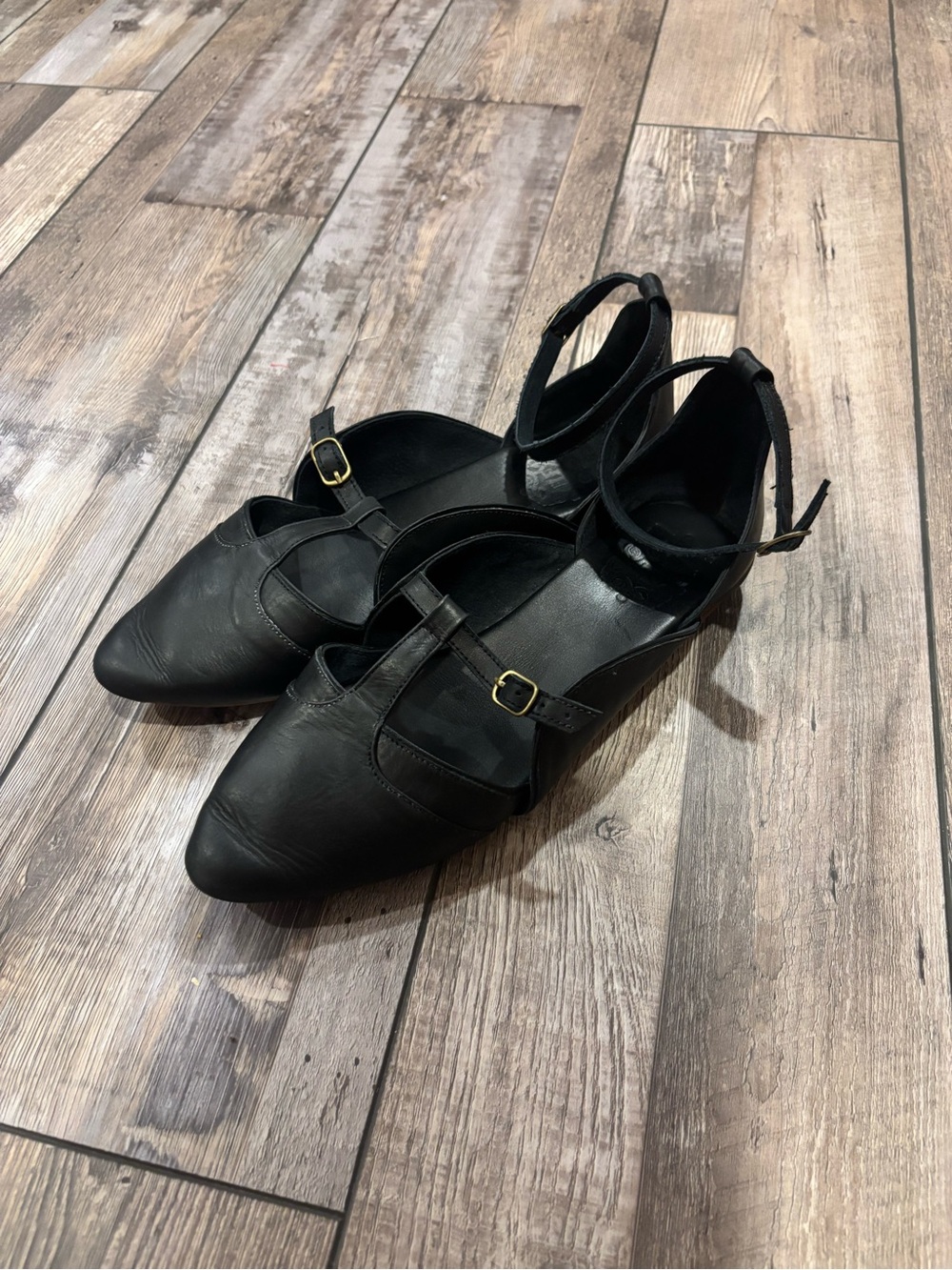 bali elf on the go leather ballet flats women’s